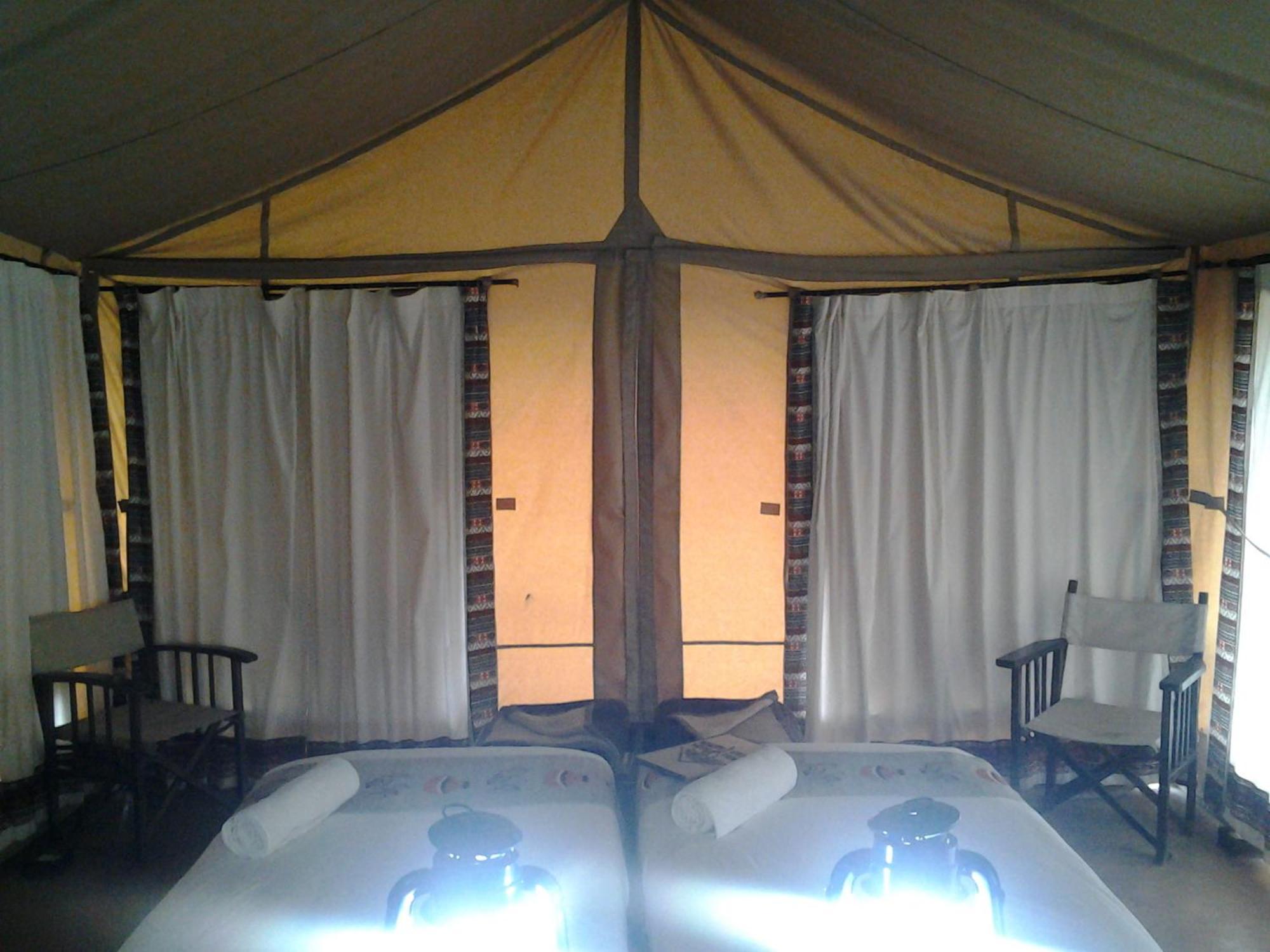 Maili Saba Camp Villa Nakuru Szoba fotó